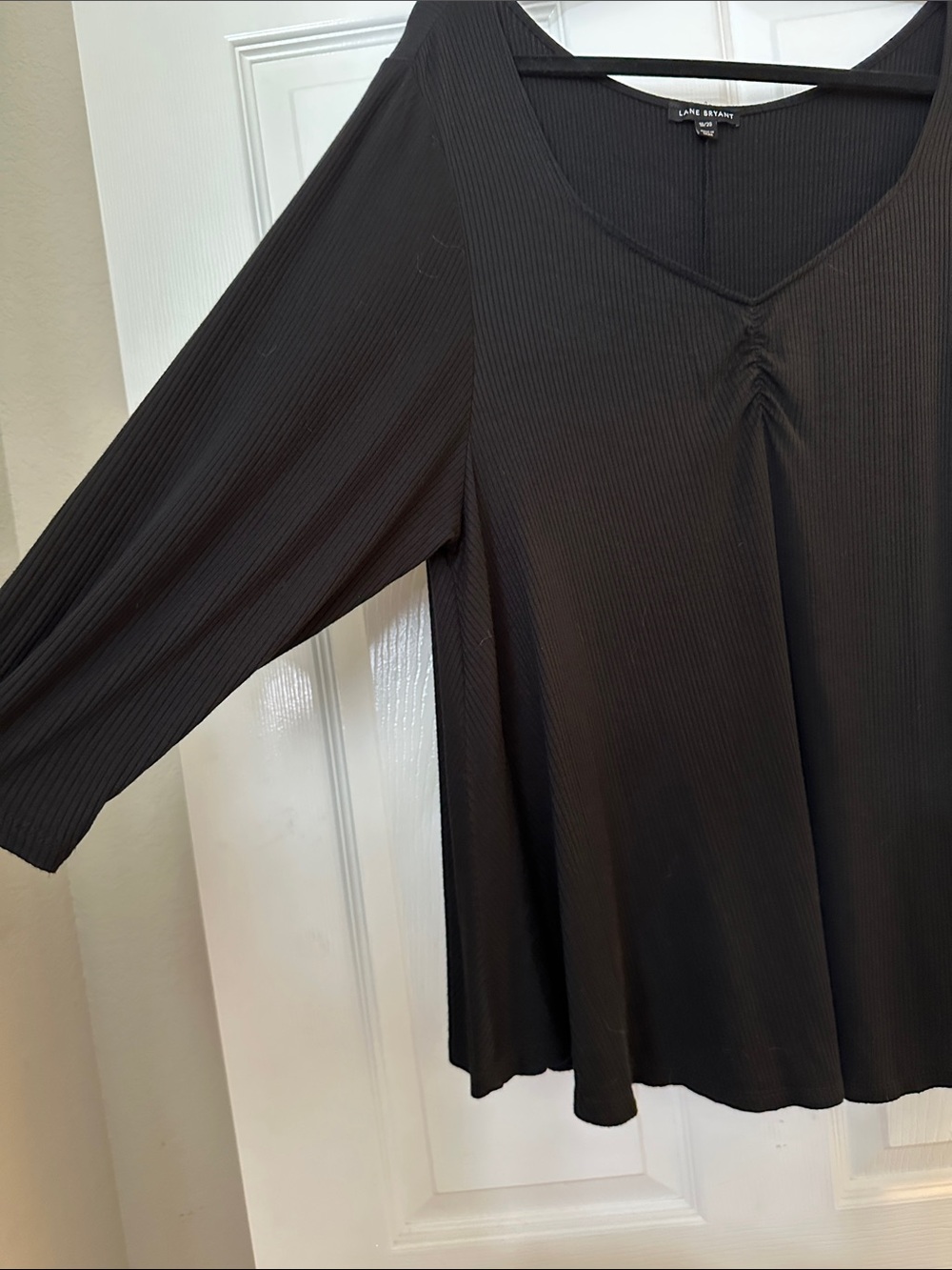 Lane Bryant Ribbed Black Sweetheart Neckline 3/4 Sleeve Swing Top 18/20